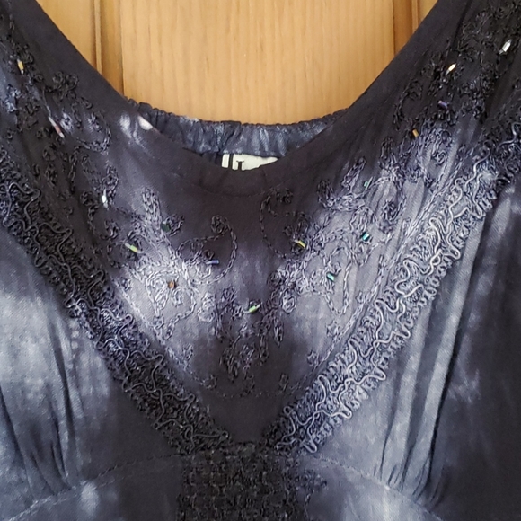 Tank top - Picture 4 of 4